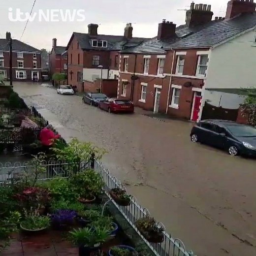 This was the scene in Welshpool this morning as flash flooding hit the town centre and surrounding areas. Fire crews say the flooding has caused some damage to properties, including a school and a hospital. Read more: https://bit.ly/2J9ucaA | ITV Wales