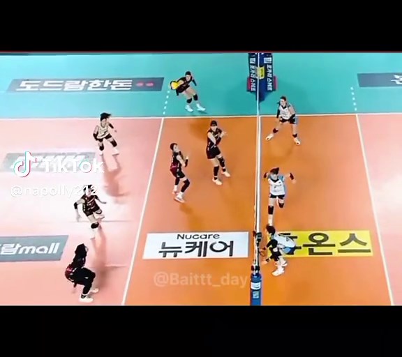 Back Attack Megatron: An Exciting Volleyball Showdown