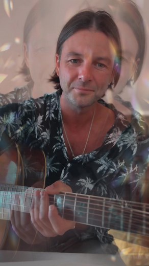 Have a groovy Thursday folks! Not many days left till i go on tour across the USA www.keithharkin.com/tour | Keith Harkin