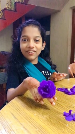 NINA FATHIMA👸🏼 on Instagram: "simple rose 🌹 making#newreels#making#nostalgia"