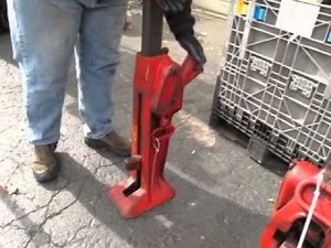 20 Ton Railroad Barn House Ratchet Jack 2028 Duff Norton / 2029 Simplex Style