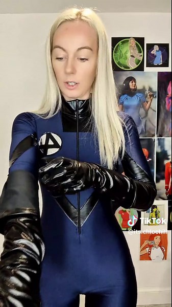 Unboxing My Early Arriving New Suit for Cosplay