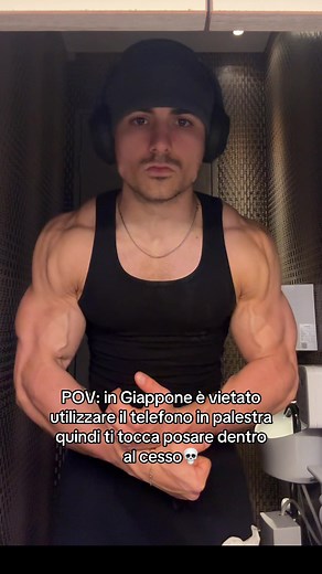 Divertente POV: Vietato Usare il Telefono in Palestra