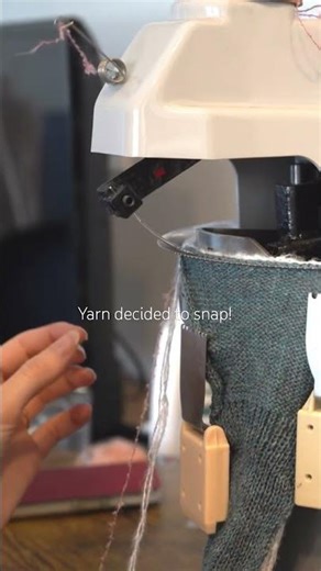 New video is live on how to use The Hague electronic linking machine. #knitting #machineknitting