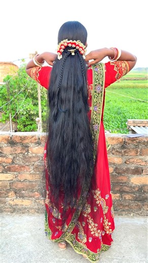 Long hairstyle in gajra & hairband ❤️. #shorts #youtubeshorts #hairstyle #trending #viral #bhojpuri