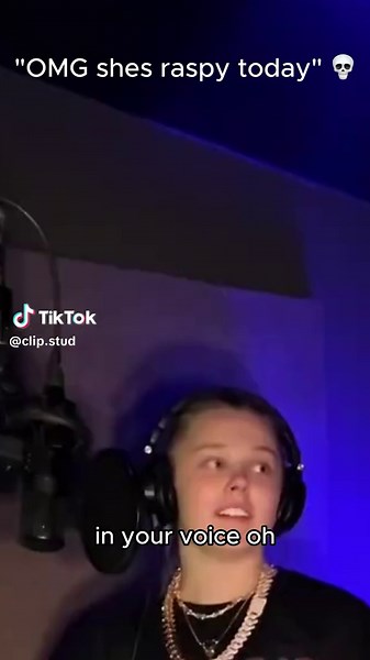 Jojo Siwa's Raspy Voice Performance Revealed