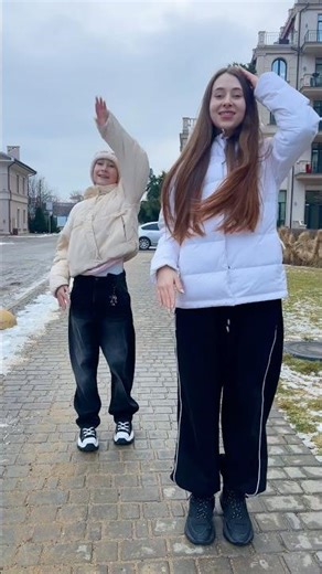 Dream Funk Tik Tok dance trend / trend for two