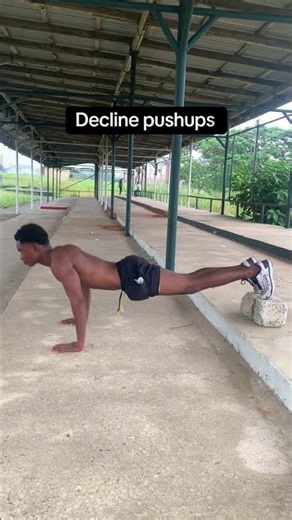 3 Push-Up Variations for a Bigger Chest 💪