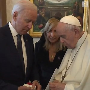 Pres. Biden presented Pope Francis with his command coin during their meeting, explaining the connection to his late son, Beau, who the president said "would want me to give this to you." https://abcn.ws/3jOmaF6 | ABC News