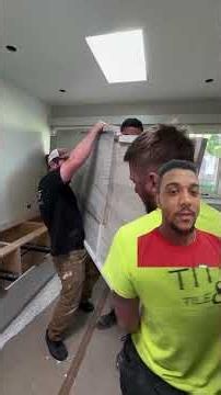 STONEMASONS STRUGGLE WITH INSTALLATIONS 😲😲😲#stonemasonry #installations #marble #granite #heavyli...