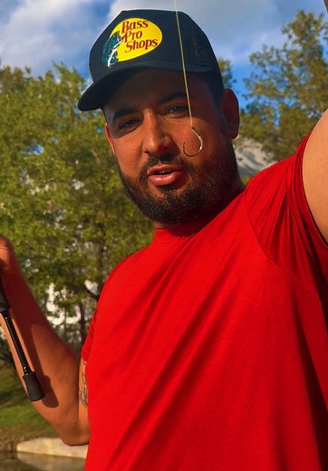 JUST A HOOK catching a Peacock Bass in South Florida 🎣 #fish #fishing #fishtok #fishinglife #fisherman #fishingtiktoks #fishcontent #miami #florida #southflorida #outdoors #nature #bass #wildlife #peacockbass #animals