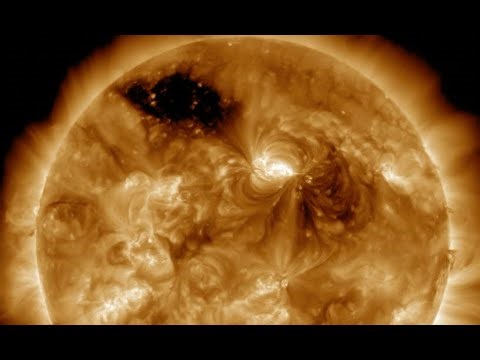 Unique Solar Storm Impact, Big Sunspots | S0 News Feb.5.2026
