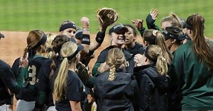 Fast Facts: Baylor softball preps for Texas midweek