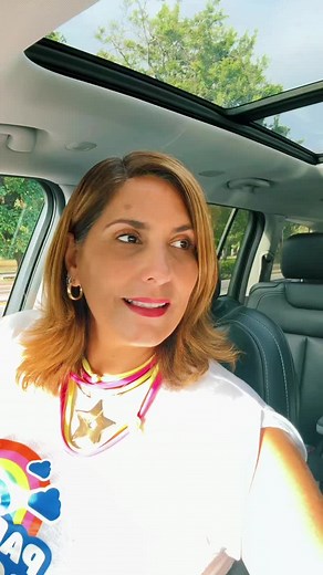 🏝️🌞 4 Datos Curiosos sobre Dorado, Puerto Rico 🏝️🌞 ¡Hola, pequeños exploradores! 🕵️‍♂️🌴 Hoy les contamos 4 datos súper cool sobre Dorado, un pueblito en la costa norte de Puerto Rico. ¡Prepárense para una aventura! 🚀🌊 1️⃣ ¡Playas de ensueño! 🏖️🐚 Dorado tiene playas hermosas con arena dorada (¡por eso su nombre! 🤩). ¿Te imaginas jugar en una playa con arena brillante? ✨ 2️⃣ Un río que canta 🎶💦 El Río La Plata, el más largo de Puerto Rico, pasa por Dorado. Algunos dicen que cuando el 