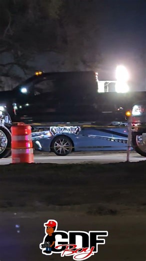 Lifted Ford Dually on 30s 🔥