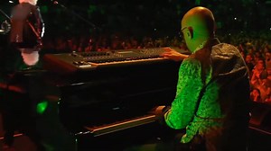 1.4M views · 44K reactions | Toto - Africa live 2024 | Videos Musicales Solo En Hd | Facebook