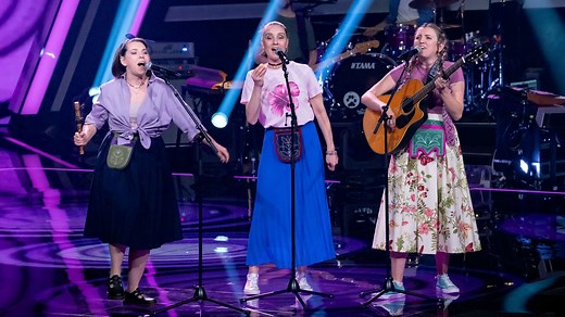 Pure Lebensfreude entfacht das Trio ELBA mit "verbovaya doshchechka“