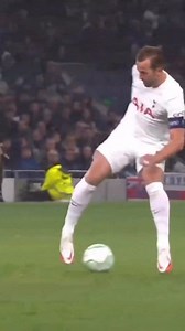 2.4M views · 10K reactions | Harry Kane Move  Tutorial For You  Dribble Camp - Piotr Olo Oleksik - Mekka Street - Obozy #trenerdryblingu #football #skills #kane #dribbling | Trener Dryblingu Piłkarskiego - Piotr "Olo" Oleksik | Facebook