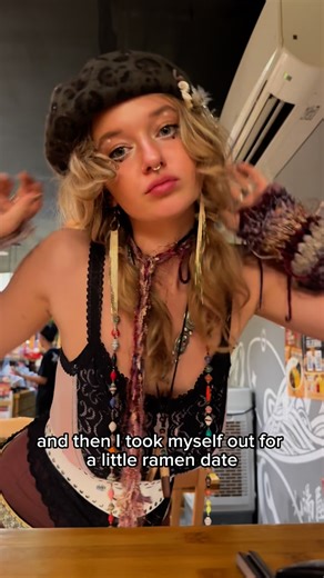 Ruby May on Instagram: "NYC vlog!!! I came to New York City to perform in a show @rosewoodtheater so New York City peeps come out and support! It will be a beautiful temple of priestesses and goddesses! I have a feeling there’s meant to be a period of my life here nestled in Brooklyn and easing in professional dance and clown culture so this is gonna be an exciting little taste. comment down belowbelow anythe places that I should visit while I’m here!"