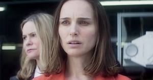 Critics are blown away by Annihilation Movie, saying Alex Garland has made a ‘new sci-fi classic’ that’s ‘thrilling’ and ‘wickedly disturbing’: http://bit.ly/2GYl0St | IndieWire