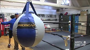 47K views · 1.7K reactions | More than just a boxing program ✨ At Christamore House, they've created a family. I love how this story turned out! I also love getting out in our community and showing the positive work being done to shape the lives of our youth & young adults. Christamore House Family & Community Center | Nicole Griffin WRTV | Facebook