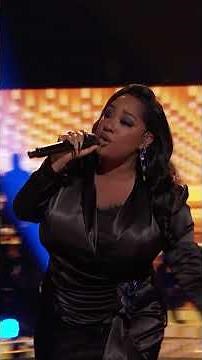 Got us all up on our feet for this one 👏