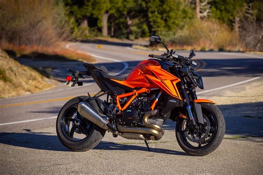 KTM 1390 Super Duke R Evo Review