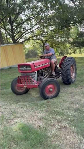 Lot 6- Massey Ferguson 135 Tractor