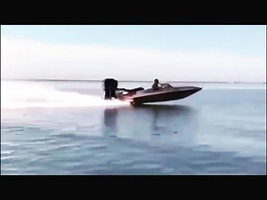 No training wheels on this HydroStream Viper! Nothing like hanging it on the very edge! screamandfly.com facebook.com/screamandfly •••••••••••••••••••• #livethedream #lakex #mercuryracing #mercurymarine #stvboats #raceboat #bayrippers #performanceboats #skaterboats #fastboats #hydrostream #hydrostreamboats #hotboat #allisonboats #eliminatorboats #fast #extreme #boatracing • | Scream And Fly Magazine