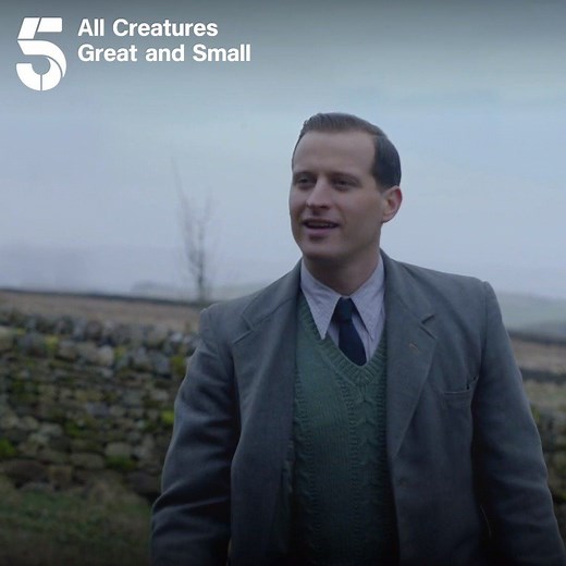 While James tries to fit in one more house call before Christmas, Siegfried can't stop fretting over Tristan's exam results. 😬 The All Creatures Great & Small Christmas Special airs tomorrow at 9pm. #ACGAS | Channel 5