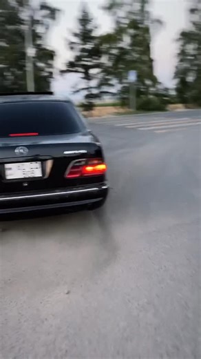 MERCEDEC - BENZ W210 | The W210 is the Mercedes-Benz E-Class generation produced from the mid-1990s into the early 2000s, best known for its distinctive... | Instagram