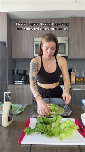 Emotions are energy, money is energy and money flows to people who explore their emotions because it takes money to explore. The universe doesn’t recognize whether you’re exploring the world or exploring your mind. Just keep exploring and money will keep flowing. 💵 💕 • #universallaws #shiftingrealitys #soulpath #subconsciousreprogramming #softlife