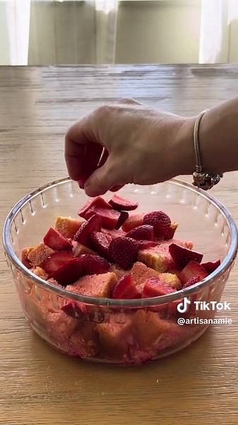 Ultimate Trifle Recipe with Victoria Sponge Cake