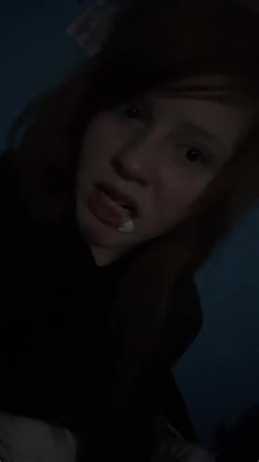 dont mind the thingy on my lip💔🥹 i pick at my lips to much and my lips bleed #emogirl #emo #fy #foryou #blowup?