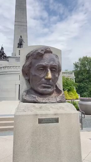 Inside Abraham Lincoln’s Tomb | Whittdocs