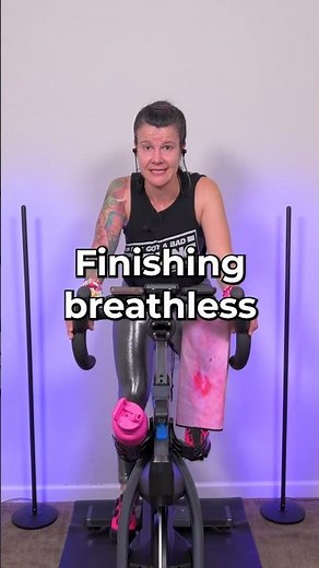 Get ready to finish fast in this 30 minute indoor cycle ride