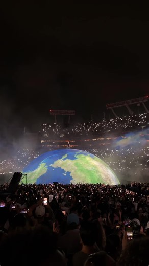 Kanye West live: Runaway performance — the GOAT moment