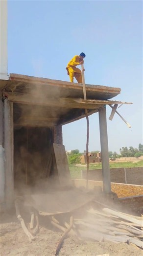 How to Remove Shed Shuttering Safely | Shed Shuttering Removal Process | Construction Shorts
