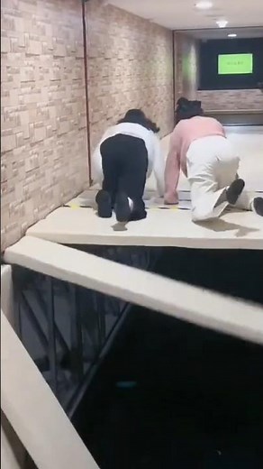 The Worlds Hardest Game !