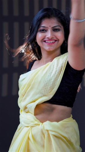 Hera Toh#viral #trandingshorts #youtubeshorts #newshorts #new movie song#dance #expression #love