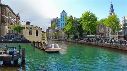 Is this the best canal walk in Amsterdam?