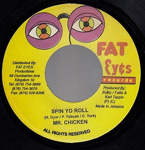 6461556-Round-Head-Mr-Chicken-Youll-Never-Know-Spin-Yo-Roll