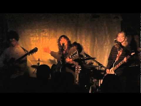 Susan Cowsill "The Rain, The Park and Other Things" at North Shore Point House Concerts