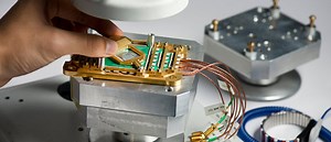 Google za 15 mln dol. kupił komputer kwantowy, który… na razie jest wielkim rozczarowaniem