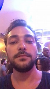 Olha só o recado do Eduardo Sterblitch na pré-estreia de #Penetras2, que chega aos cinemas em 19 de janeiro 👊 | Universal Pictures