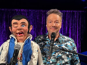 970K views · 30K reactions | "Crying in the Chapel"   by ELVIS PRESLEY as sung by Terry & Maynard! Get  to our Las Vegas show: https://www.mgmresorts.com/terry-fator-tickets?ecid=af_en_terryfator_os_lv_ny #TerryFator #LasVegas #Elvis #elvispresley #ventriloquist | Terry Fator | Facebook