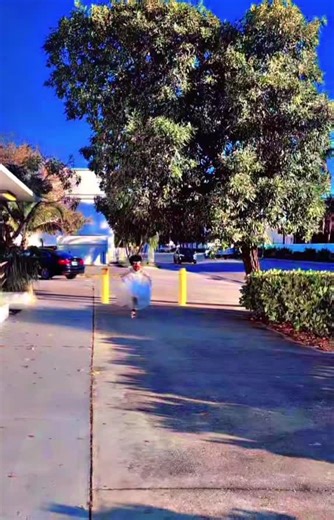 gracecajuste1 (@gracecajuste1)’s videos with Goodness Of God [Live] - CeCe Winans