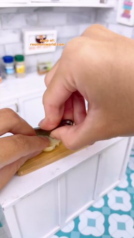 REAL Tiny Food Cooking, Baking, & Art Shop on Instagram: "Tiny cooking time 🥳 name this recipe! get all the tiny stove, kitchen, and cookwares at realminiworld.com #ちびめし #ミニチュアフード #ガチャガチャ #ミニチュア #minicooking #tinyfood #miniaturekitchen"