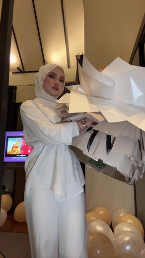 Tutorial for Creating a Stunning Bouquet Duit