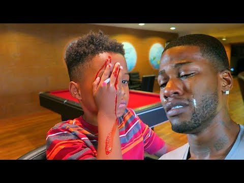 PENCIL STUCK IN MY EYE PRANK